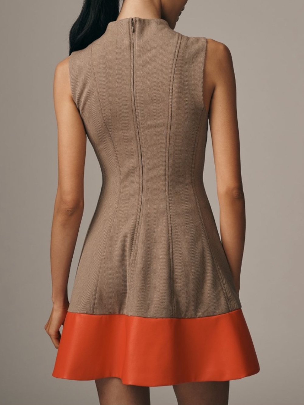 🟠NWT MAEVE by ANTHROPOLOGIE Faux Leather Mock-Neck Mini Dress in Brown/Red LARGE - Picture 4 of 8